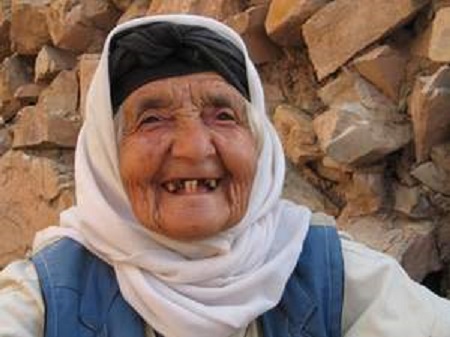 روستای ملیک با دهیار زن و کوچه‌هایی با نام زنانه