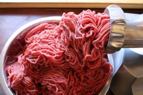 فروش گوشت چرخ‌کرده از قبل آماده شده در قصابی‌ها ممنوع است