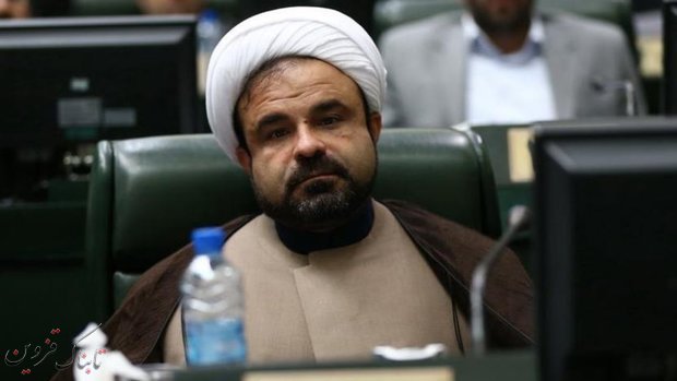 آقای لاریجانی کفاره عملکرد خود را بپردازید/استیضاح خلاف قانون است