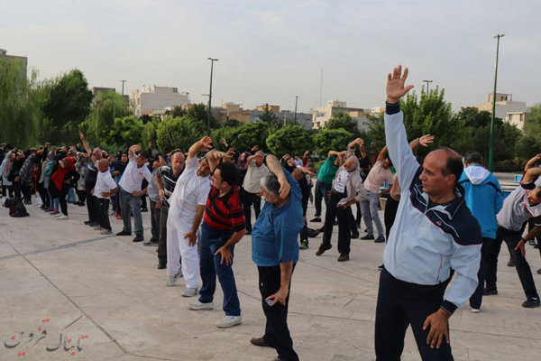 همایش ورزش همگانی خانوادگی در بوستان الغدیر برگزار شد
