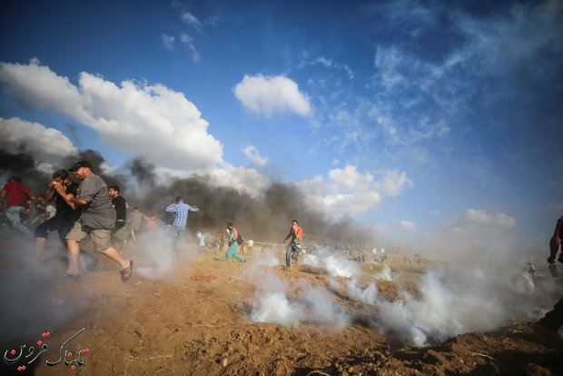 تداوم تظاهرات بازگشت در نوار مرزی غزه/ ۵ شهید و بیش از ۲۰۰ زخمی