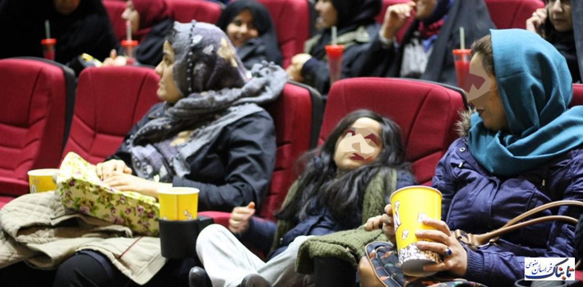 مانور بدحجابی و ابتذال در جشنواره&zwnj; فیلم انقلاب در مشهد + عکس