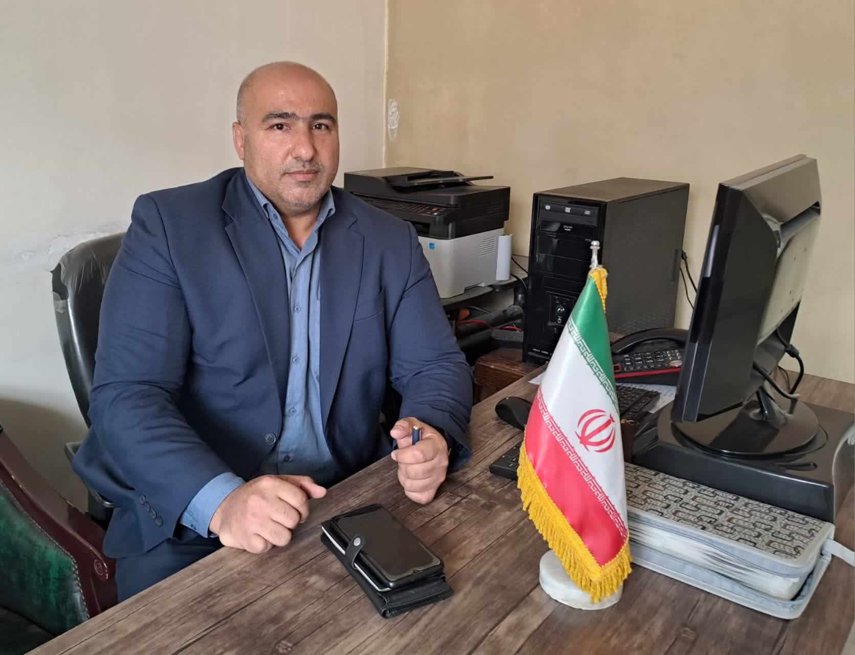 عضو شورای اسلامی شهر اوشان،فشم و میگون تصریح کرد:در صددیم امکانات و رفاهیات اولیه را برای شهروندان فراهم نماییم عضو شورای اسلامی شهر اوشان،فشم و میگون تصریح کرد:در صددیم امکانات و رفاهیات اولیه را برای شهروندان فراهم نماییم