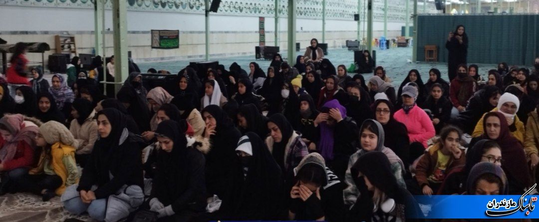 انقلاب اسلامی کرامت زن ایرانی را به او بازگرداند