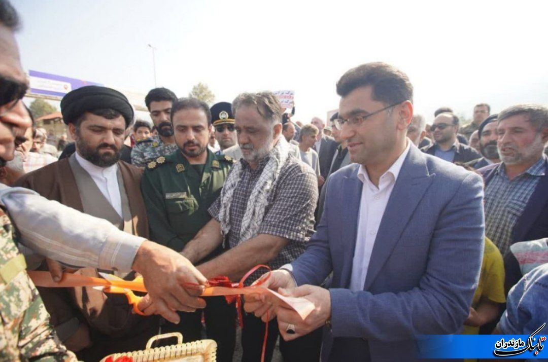ماکت هواپیمای F5 در روستای ریحان&zwnj;آباد گلوگاه نصب و رونمایی شد