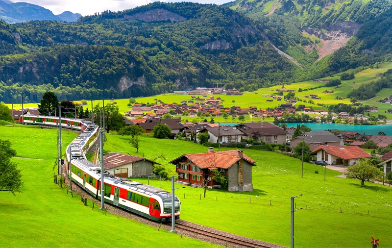 چگونه از تخفیف&zwnj;ها و کدهای تخفیف خرید بلیط قطار بهره&zwnj;مند شویم؟