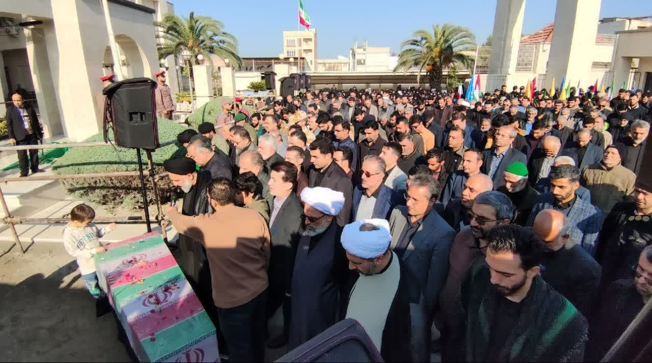 مراسم خاکسپاری شهید گمنام در محوطه دادگستری گلستان+تصاویر مراسم خاکسپاری شهید گمنام در محوطه دادگستری گلستان+تصاویر