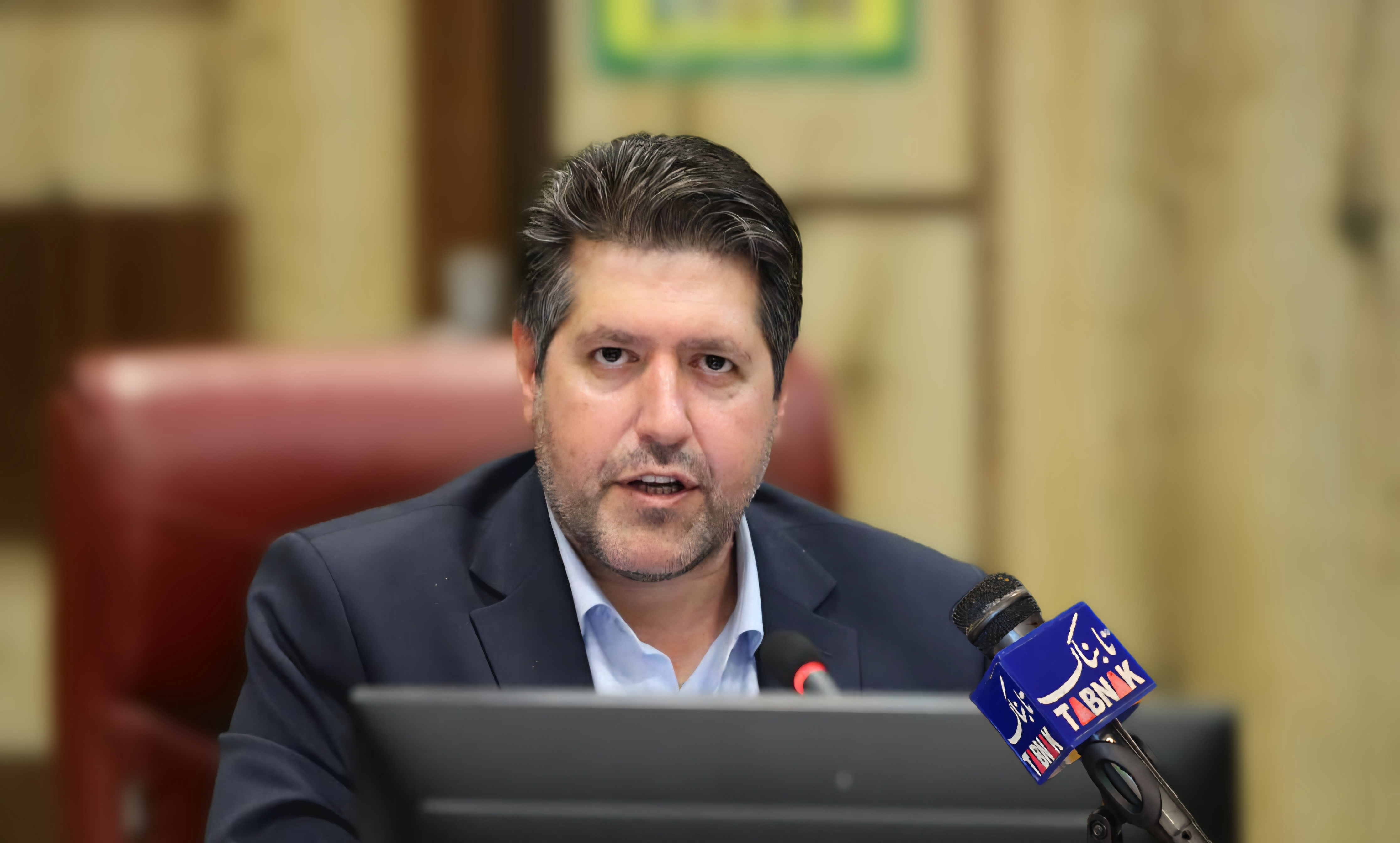 صیانت از حقوق کارگران از طریق مراجع قانونی در حال پیگیری است/ تسهیلات ارزی و اعتباری برای واحد پویا نخ در ایلام در دست بررسی است//من//