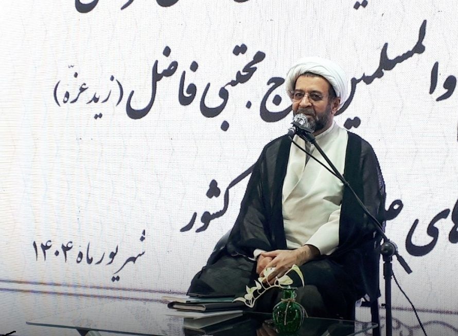 علما در خط مقدم جبهه فرهنگی قرار دارند علما در خط مقدم جبهه فرهنگی قرار دارند