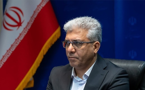 برداشت بیرویه از چاهها موجب فرونشست زمین، افزایش ریزگردها و آسیب به لایههای بالایی خاک میشود برداشت بیرویه از چاهها موجب فرونشست زمین، افزایش ریزگردها و آسیب به لایههای بالایی خاک میشود