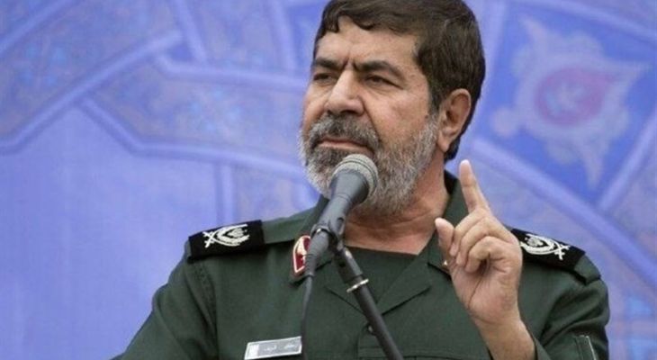 انقلاب اسلامی، کشور را از چنگال آمریکا و انگلیس رهانید و آن را به مردم بازگرداند.