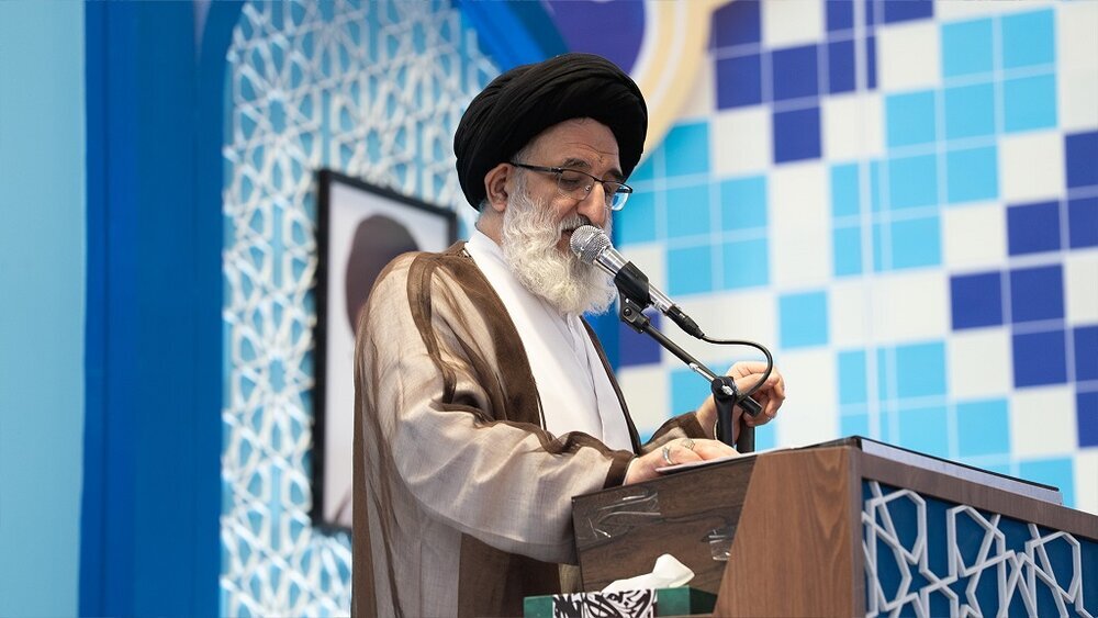 مردم غیور ایران برابر دستورالعملهای ضد انقلاب منسجمتر میشوند مردم غیور ایران برابر دستورالعملهای ضد انقلاب منسجمتر میشوند