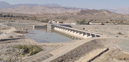 افتتاح سد انحرافی و کانال انتقال آب نجفآباد جیرفت با حضور وزیر نیرو افتتاح سد انحرافی و کانال انتقال آب نجفآباد جیرفت با حضور وزیر نیرو