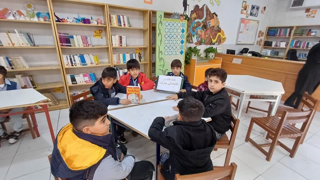 ۲۴آبان؛ روزی برای دوباره ورقزدن دانایی + پادکست ۲۴آبان؛ روزی برای دوباره ورقزدن دانایی + پادکست