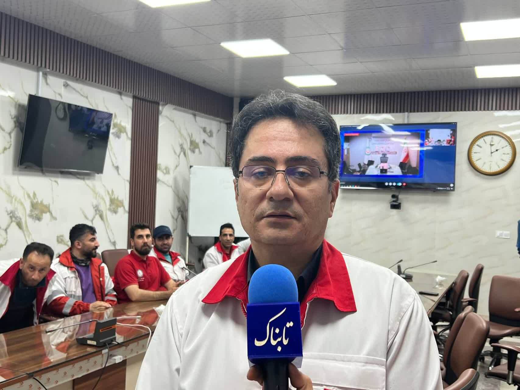 تداوم بارشهای سیلابی در کردستان/ ۴۲ تیم هلالاحمر در آمادهباش کامل و اسکان اضطراری بیش از ۲۰۰ نفر انجام شد تداوم بارشهای سیلابی در کردستان/ ۴۲ تیم هلالاحمر در آمادهباش کامل و اسکان اضطراری بیش از ۲۰۰ نفر انجام شد