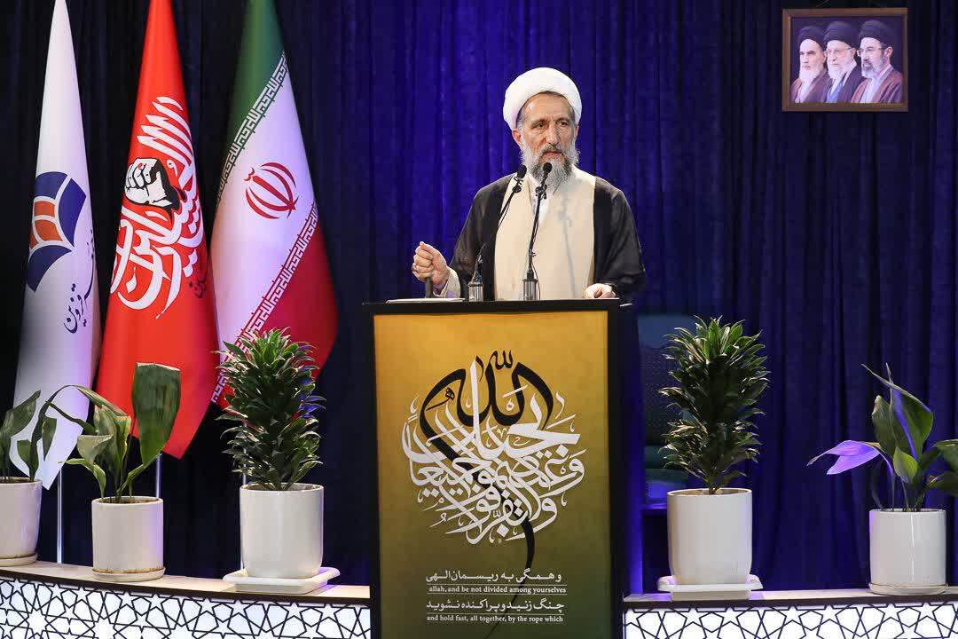 رها بودن فضای مجازی و عدم حکمرانی قانونی بر آن، عقلانی و منطقی نیست