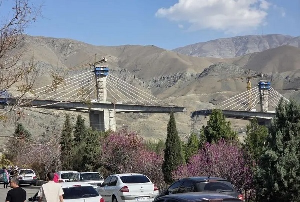 هزینه چند هزار میلیاردی برای بازسازی پل B۱ کرج/ هزینه چند هزار میلیاردی برای بازسازی پل B۱ کرج/